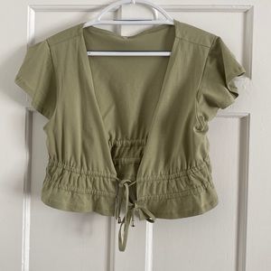 Princess Polly Green crop top!